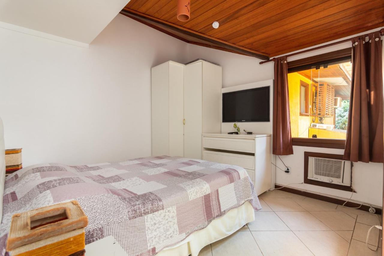 Praia Da Ferradura Com Quatro Suites E Piscina. Búzios Esterno foto